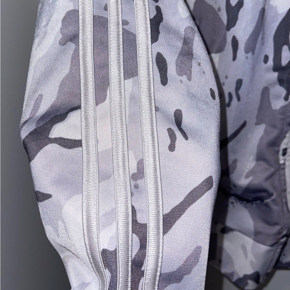 Adidas Youth Boy’s White & Gray Camouflage Zip Up Track Jacket Size: L - Picture 6 of 6